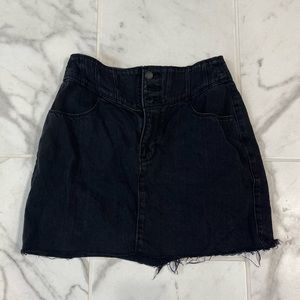 hollister black denim skirt size 28”